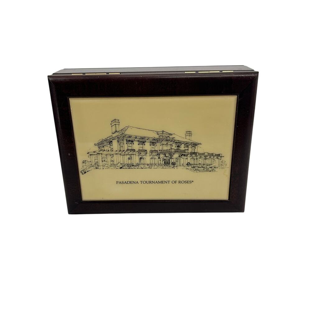 Pasadena Tournament of Roses Wooden Presentation Box Velvet Keepsake Case RARE